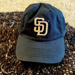 Padres hat